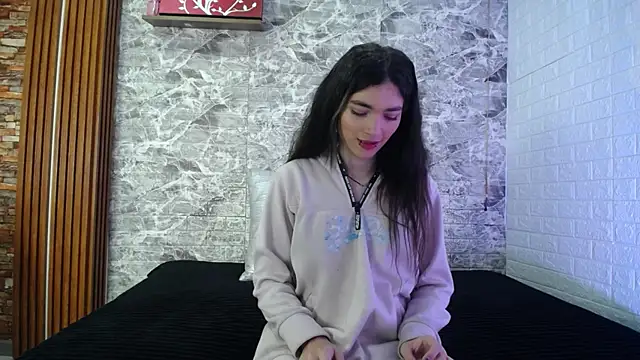 MaeveKuro online show from 09-09-25, 03:06