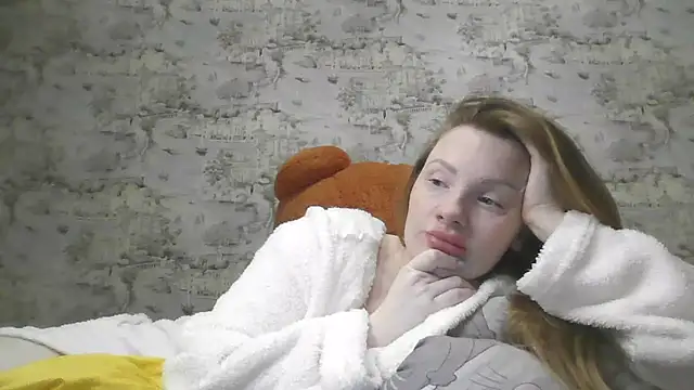 Snapshot of Eveline_May chatting on 02-28-25, 01:15 Eveline May online show from 02-28-25, 01:15