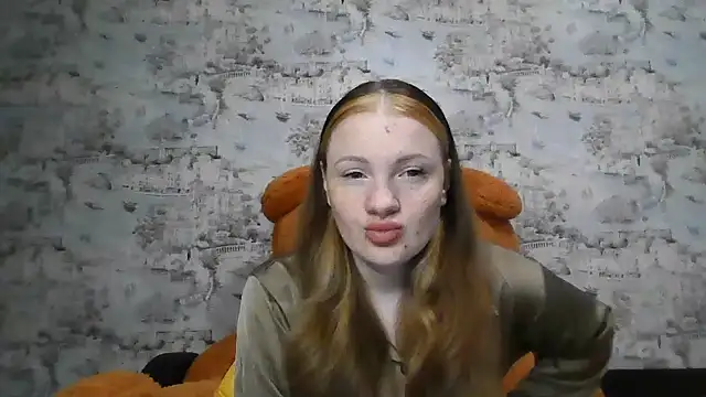Snapshot of Eveline_May chatting on 09-18-25, 02:08 Eveline May online show from 09-18-25, 02:08