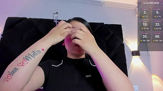 Snapshot of celeste_star0 chatting on 09-19-25, 12:39 celeste star0 online show from 09-19-25, 12:39