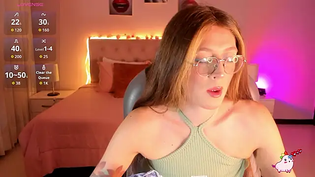 Emily Warren  online show from 03-06-26, 08:16