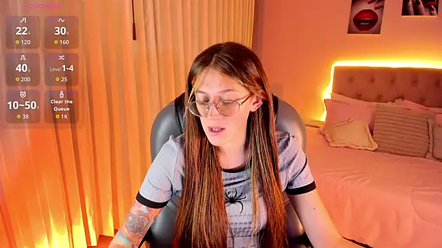 Emily Warren  online show from 04-01-26, 08:17