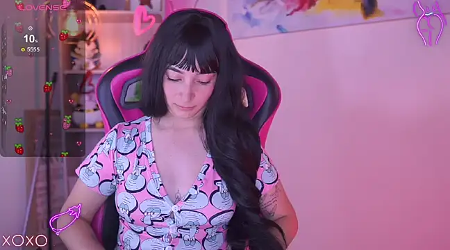 Snapshot of issa_monterrey chatting on 03-06-25, 12:00 issa monterrey online show from 03-06-25, 12:00