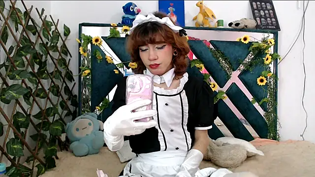 Snapshot of charly__evans chatting on 09-26-25, 11:14 charly evans online show from 09-26-25, 11:14