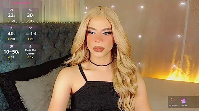 Snapshot of Dalila_moan chatting on 12-15-25, 10:08 Dalila moan online show from 12-15-25, 10:08