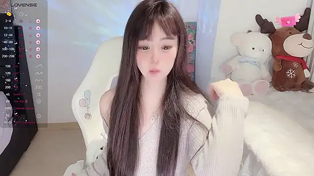 Snapshot of Milla-z chatting on 10-14-25, 11:11 Milla-z online show from 10-14-25, 11:11