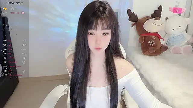 Snapshot of Milla-z chatting on 11-09-25, 09:18 Milla-z online show from 11-09-25, 09:18