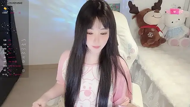 Snapshot of Milla-z chatting on 11-12-25, 02:56 Milla-z online show from 11-12-25, 02:56