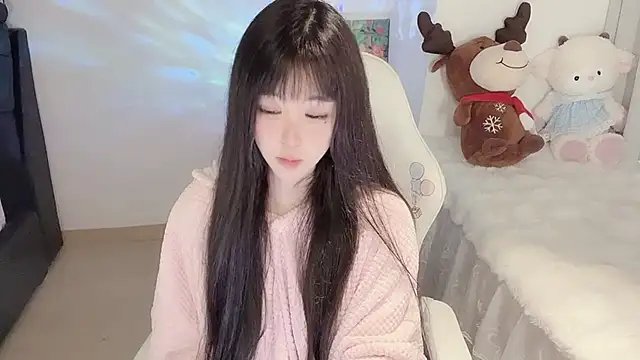 Snapshot of Milla-z chatting on 11-14-25, 09:19 Milla-z online show from 11-14-25, 09:19