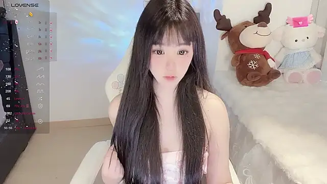 Snapshot of Milla-z chatting on 11-15-25, 07:16 Milla-z online show from 11-15-25, 07:16