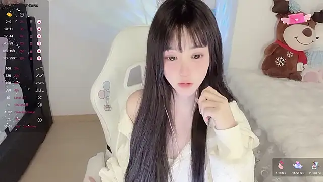 Snapshot of Milla-z chatting on 11-21-25, 04:38 Milla-z online show from 11-21-25, 04:38