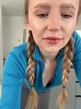 EvaBrooklyn online show from 02-27-25, 05:56