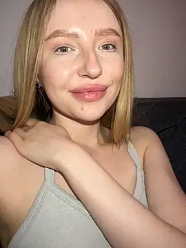 EvaBrooklyn online show from 03-08-25, 03:56