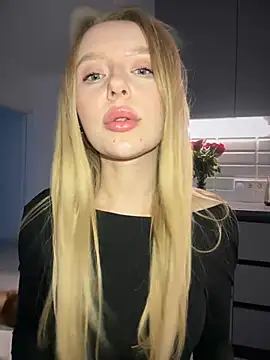 EvaBrooklyn online show from 03-13-25, 03:39