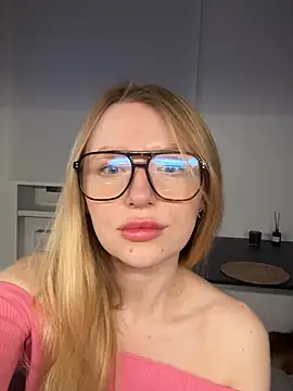 EvaBrooklyn online show from 03-15-25, 07:05