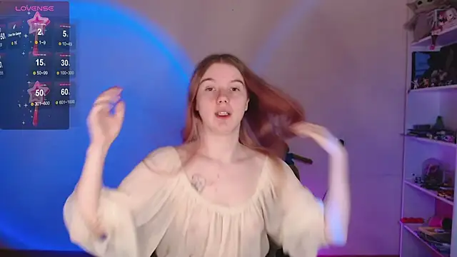 Strawberry juli online show from 03-28-26, 11:32