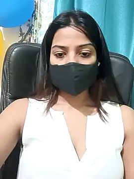 Snapshot of CRAZY__BITE chatting on 11-25-25, 07:36 CRAZY BITE online show from 11-25-25, 07:36