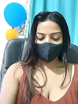 Snapshot of CRAZY__BITE chatting on 12-01-25, 02:11 CRAZY BITE online show from 12-01-25, 02:11