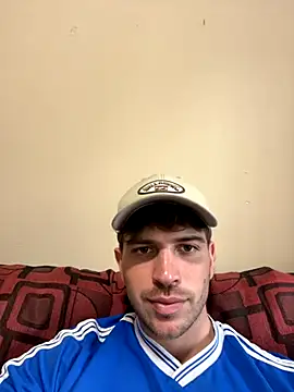 Snapshot of shuki0101 chatting on 11-02-25, 09:39 shuki0101 online show from 11-02-25, 09:39