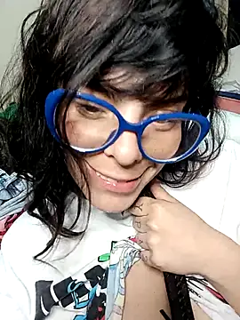 Snapshot of Ali3Martin chatting on 03-03-25, 11:35 Ali3Martin online show from 03-03-25, 11:35