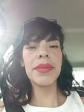 Snapshot of Ali3Martin chatting on 03-17-25, 09:13 Ali3Martin online show from 03-17-25, 09:13