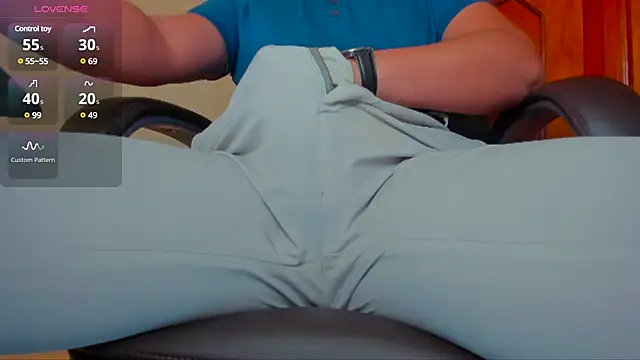 Snapshot of MxsterJohn chatting on 03-03-25, 11:03 MxsterJohn online show from 03-03-25, 11:03