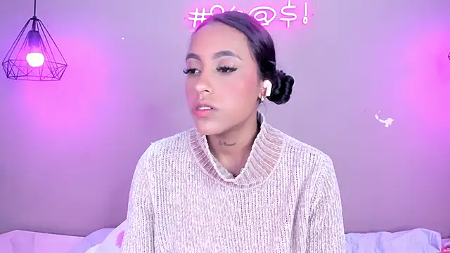 alahia betancurx online show from 03-07-25, 02:45