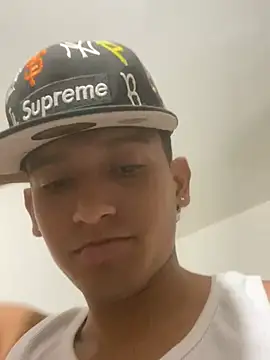 Babyalienqm online show from 04-05-26, 04:20