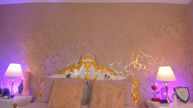 ScarlettWallace online show from 04-21-26, 08:34