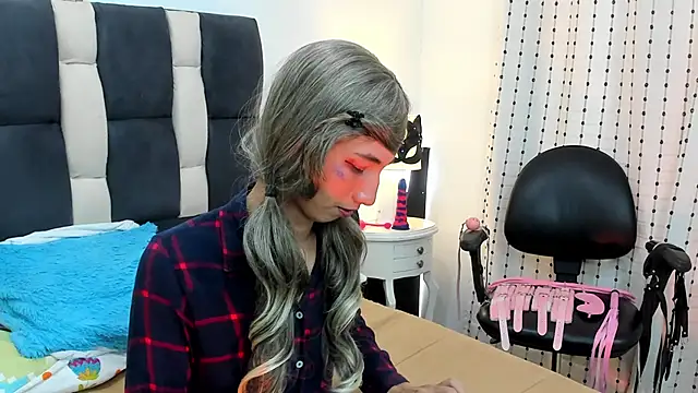 Snapshot of loverisu-coral chatting on 03-16-25, 09:16 loverisu-coral online show from 03-16-25, 09:16