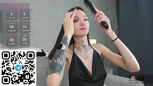 Snapshot of Selena_Sharp chatting on 09-16-25, 12:55 Selena Sharp online show from 09-16-25, 12:55