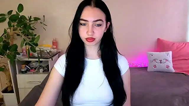 Snapshot of WildKittenX_ chatting on 06-06-26, 04:06 WildKittenX online show from 06-06-26, 04:06