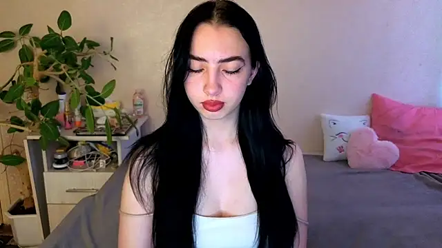 Snapshot of WildKittenX_ chatting on 06-21-26, 03:53 WildKittenX online show from 06-21-26, 03:53