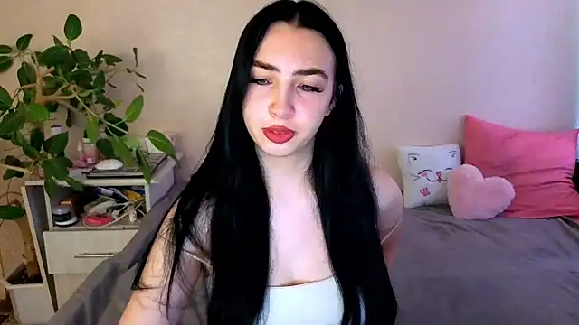Snapshot of WildKittenX_ chatting on 07-01-26, 04:03 WildKittenX online show from 07-01-26, 04:03
