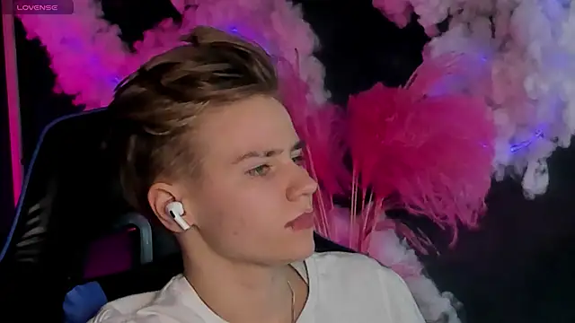 Jean Wilsons online show from 04-18-26, 11:14