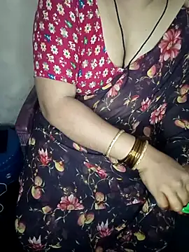 Snapshot of Bagi-Sexy chatting on 10-07-25, 07:55 Bagi-Sexy online show from 10-07-25, 07:55