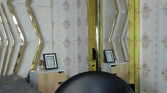 Qeen blackk online show from 01-31-26, 08:18