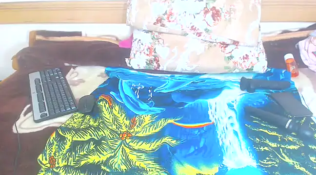 ChocolateClit online show from 03-04-25, 08:27