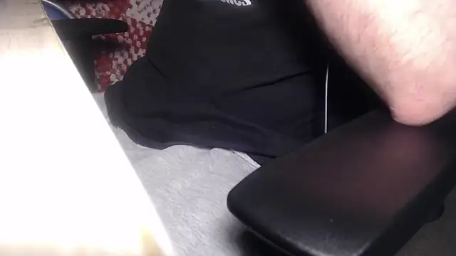 GreekDaddyNickOfficial online show from 03-11-25, 09:37