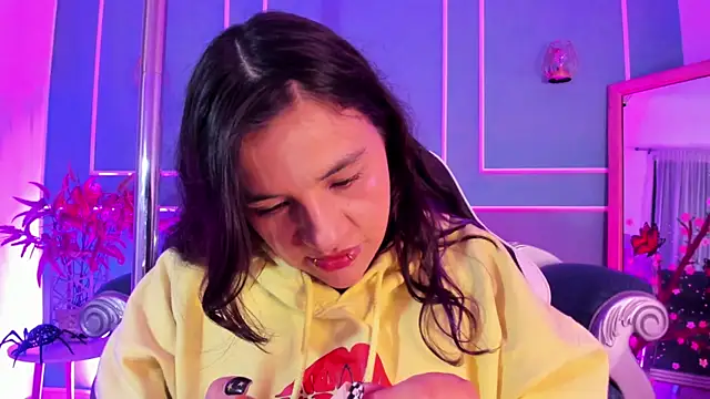 TaraTaylorr online show from 02-22-26, 03:07