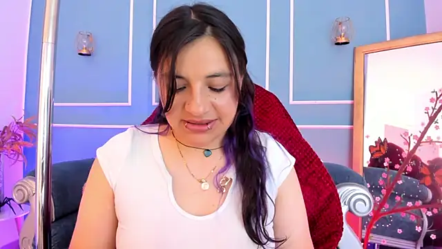TaraTaylorr online show from 05-21-26, 03:02