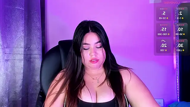 Snapshot of MadissonLee__ chatting on 09-27-25, 07:19 MadissonLee online show from 09-27-25, 07:19