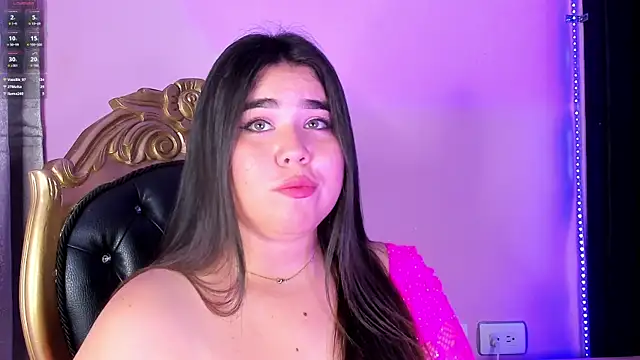 Snapshot of MadissonLee__ chatting on 10-11-25, 07:23 MadissonLee online show from 10-11-25, 07:23