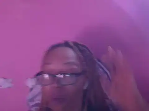 Ladyzee25 online show from 02-20-26, 01:33