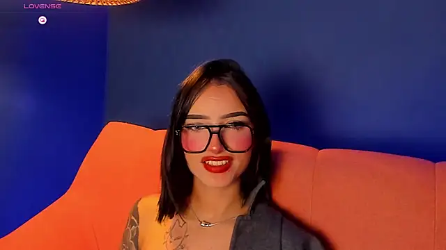 Snapshot of PeytonReeds chatting on 03-07-25, 06:11 PeytonReeds online show from 03-07-25, 06:11