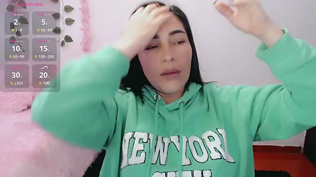 Snapshot of luna_lgomez_ chatting on 03-13-25, 11:19 luna lgomez online show from 03-13-25, 11:19