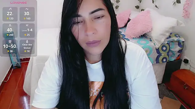 Snapshot of luna_lgomez_ chatting on 03-16-25, 10:55 luna lgomez online show from 03-16-25, 10:55