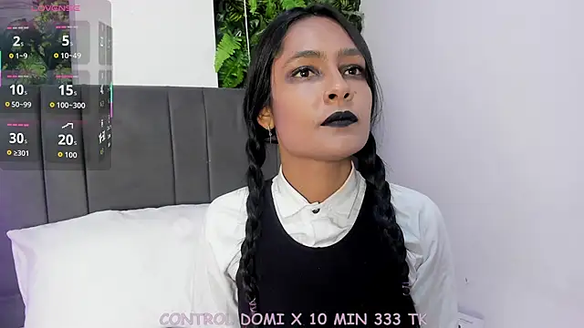 Snapshot of Fernanda_liie_ chatting on 10-23-25, 12:48 Fernanda liie online show from 10-23-25, 12:48