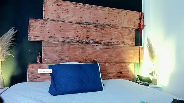 Snapshot of Fernanda_liie_ chatting on 06-19-26, 12:09 Fernanda liie online show from 06-19-26, 12:09