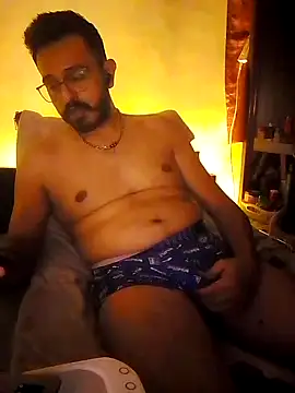 Snapshot of freakydesi chatting on 09-20-25, 11:39 freakydesi online show from 09-20-25, 11:39